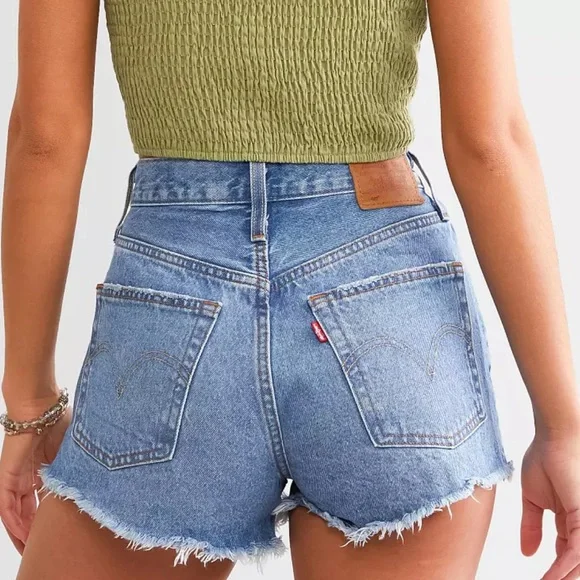 501 High Rise Short - Fitted through the hip and thigh (29) 🔥🎁😍 - Picture 3 of 14